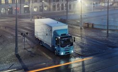 Volvo Trucks presents his new electric truck.